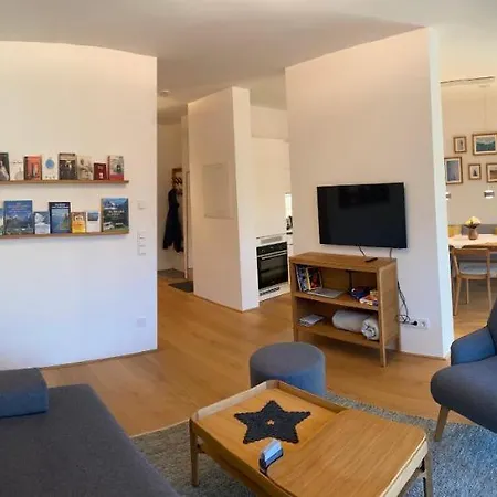 Luna Mountain Apartment *
